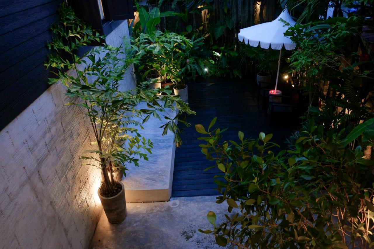 Wisma tamu Oon (adults Only) *